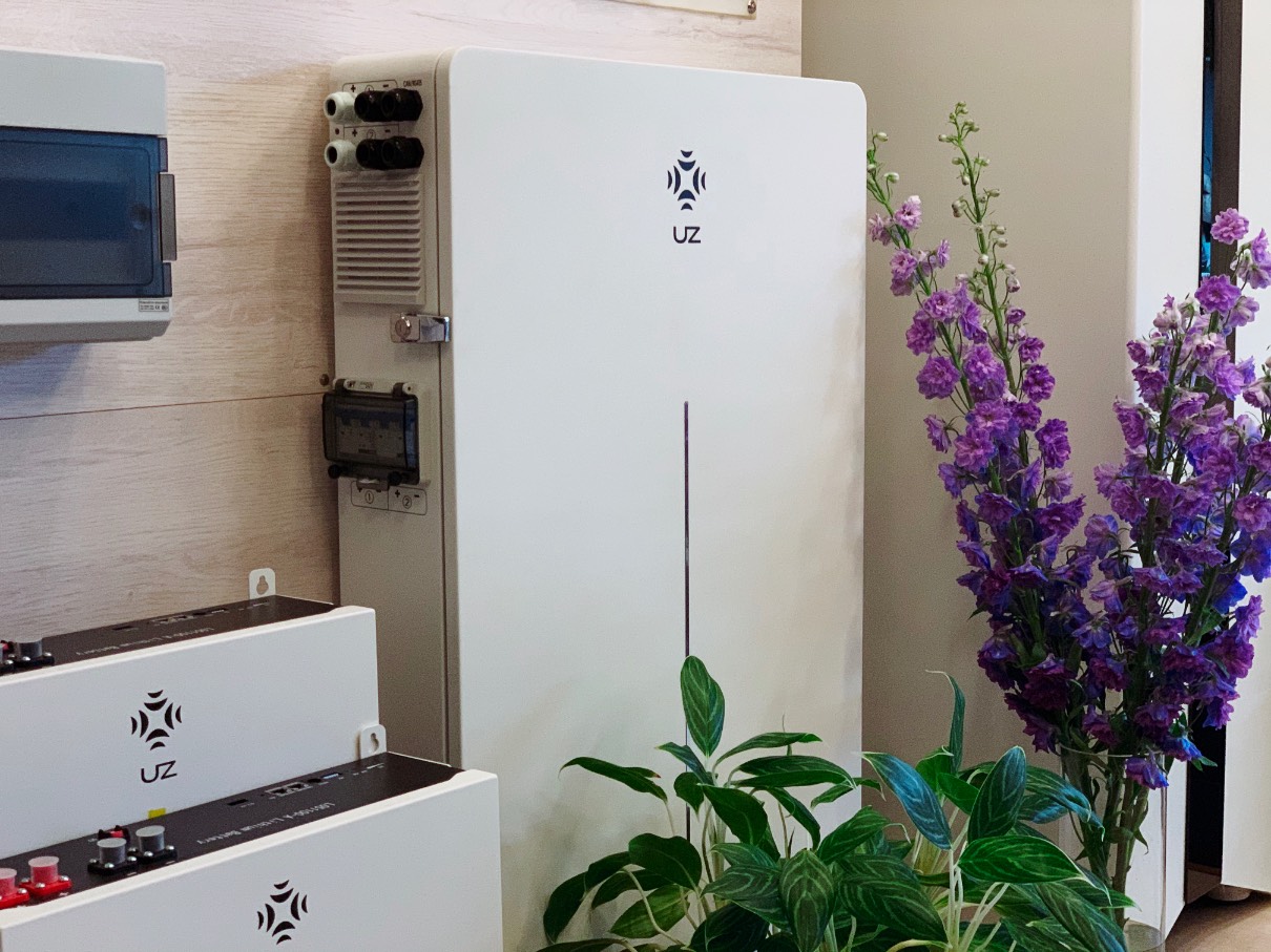 Power Lite_Versatile Residential Energy Storage System